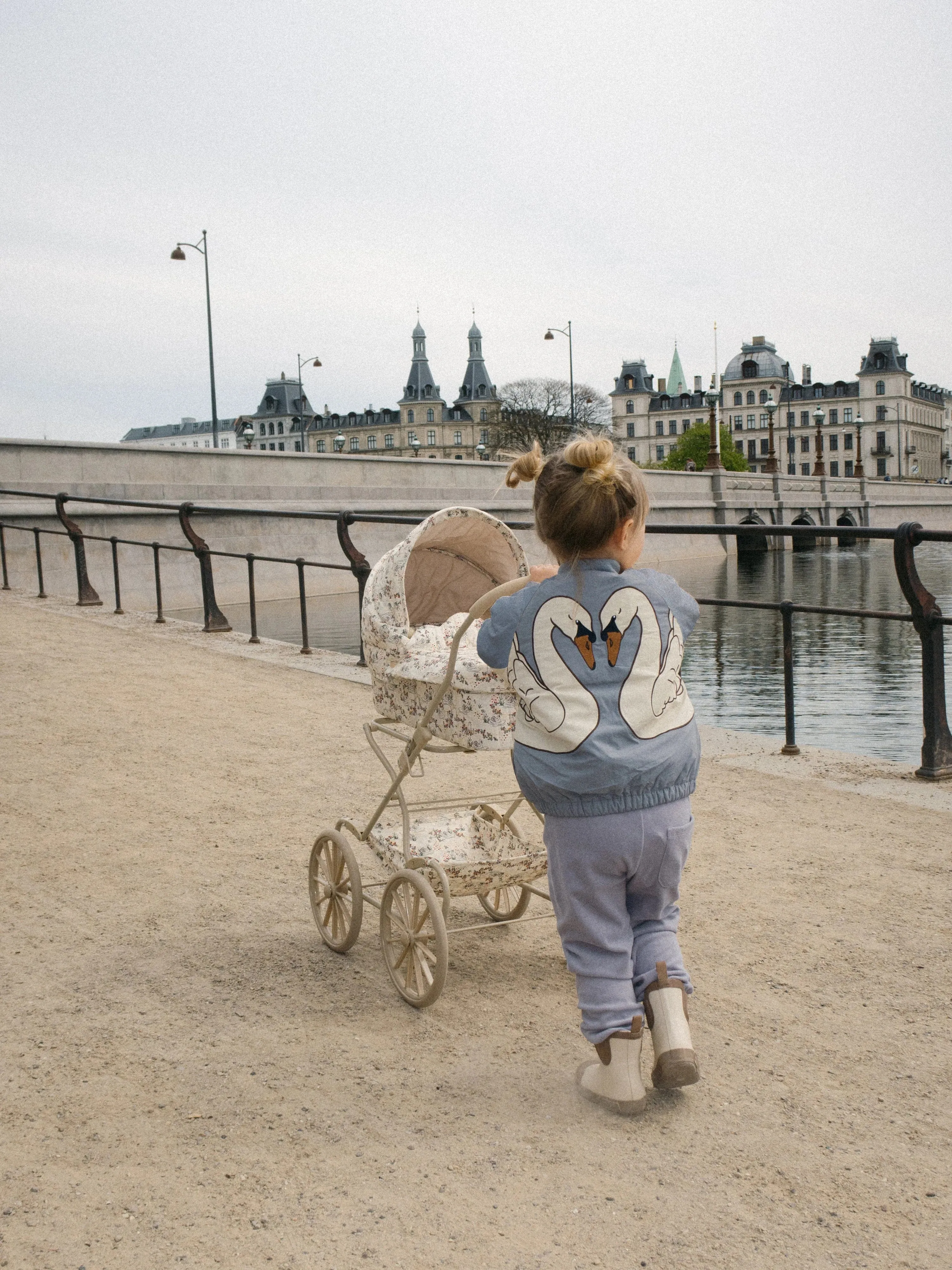 Konges Sløjd Kids Juno Swan Bomber Jacket in Blue