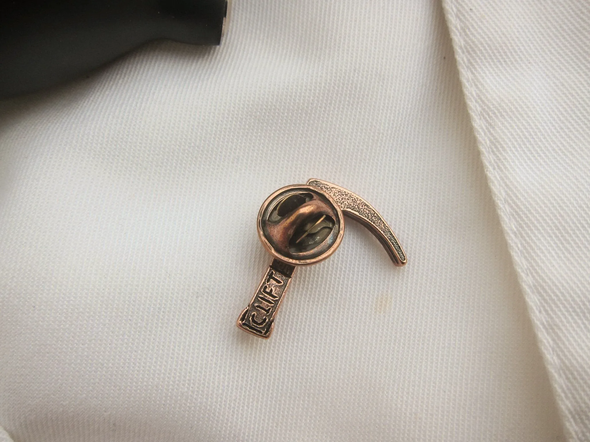 Laryngoscope Copper Lapel Pin