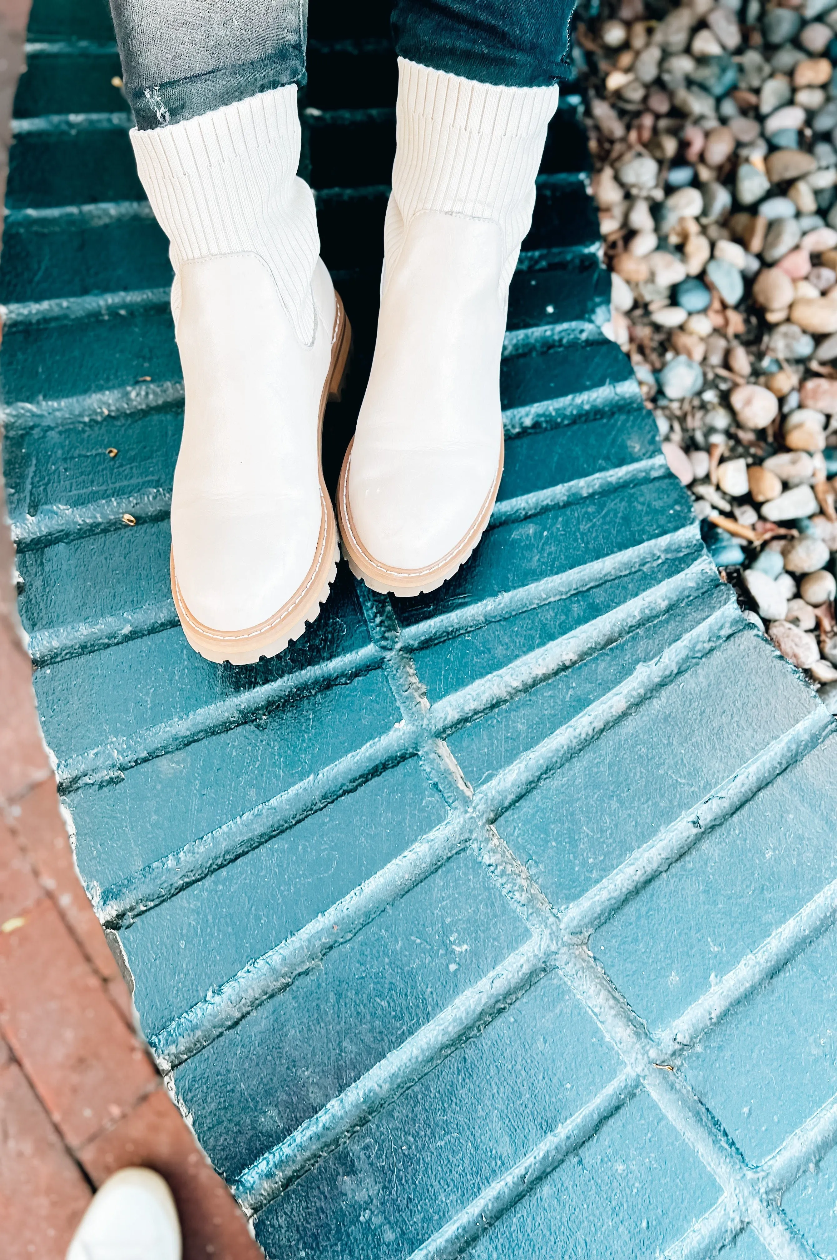 Remi Knit Top Booties Beige