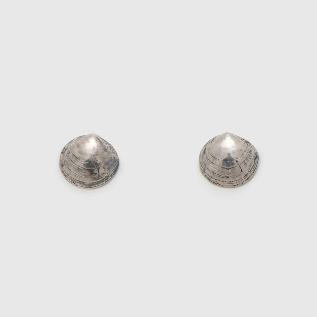 Romantic clams - stud earrings - silver 925 - black oxidation