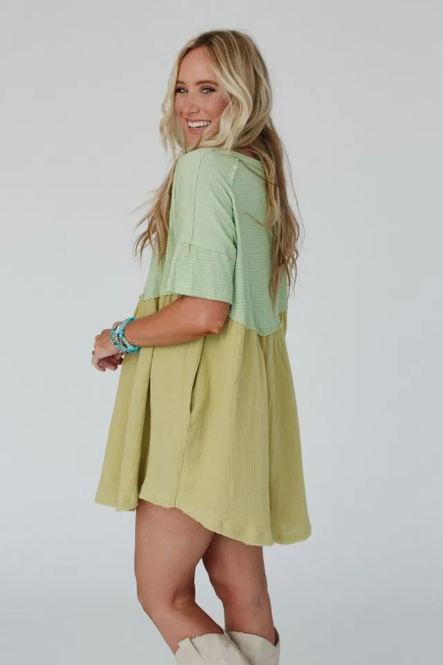 The Nest Budding Beauty Tunic Dress - Kiwi