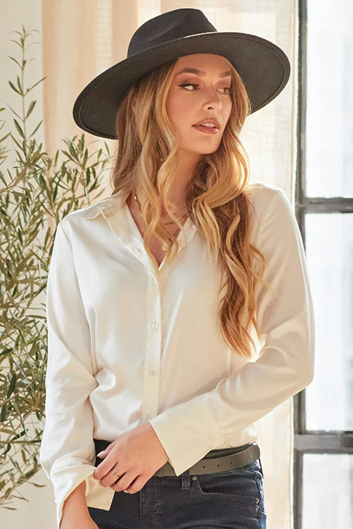 Women's Chain Wide Brim Hat